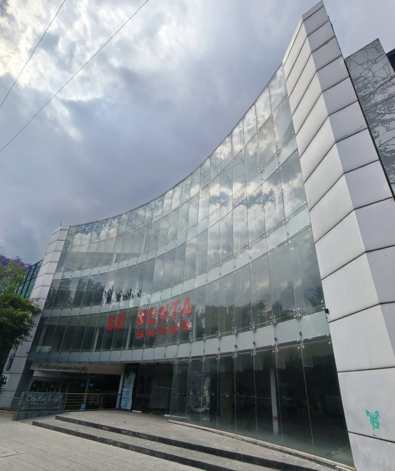 Renta De Locales Comerciales En Masaryk 