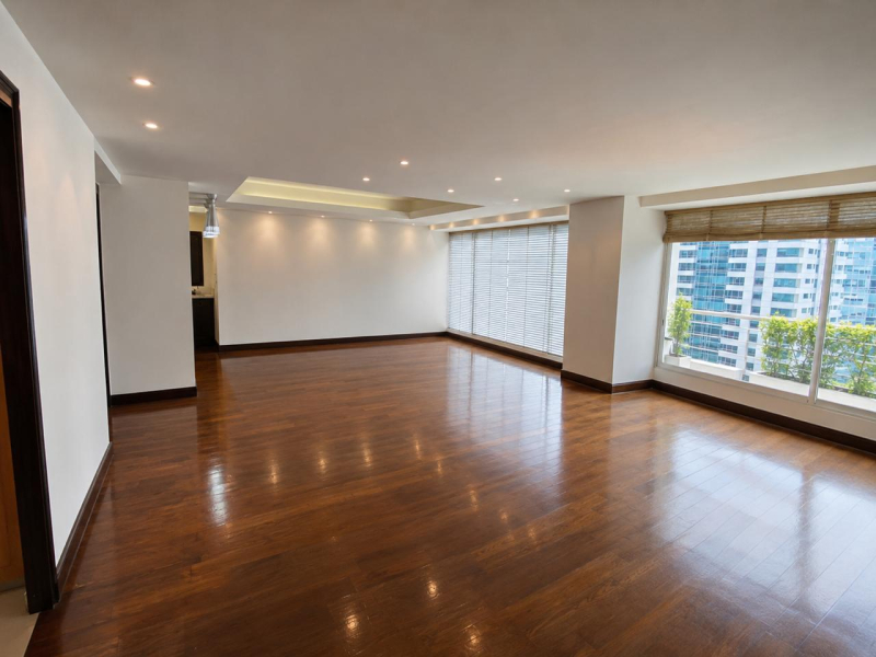 LOMAS COUNTRY CLUB Depto En Venta. 