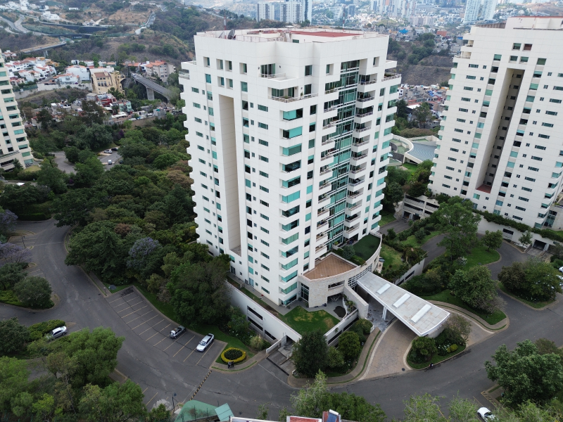 Departamento  En Venta  Lomas Country Club