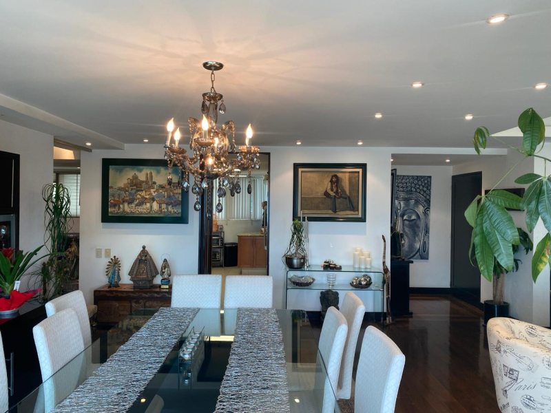 Departamento  En Venta  Lomas Country Club