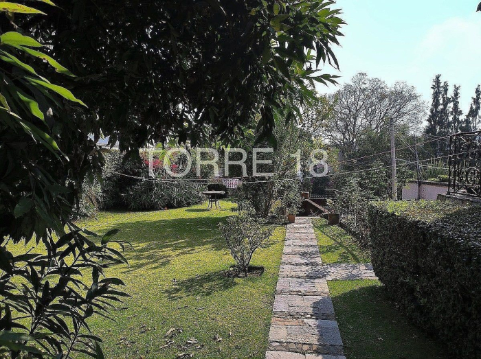 casa en venta a precio de terreno en tecamachalco
