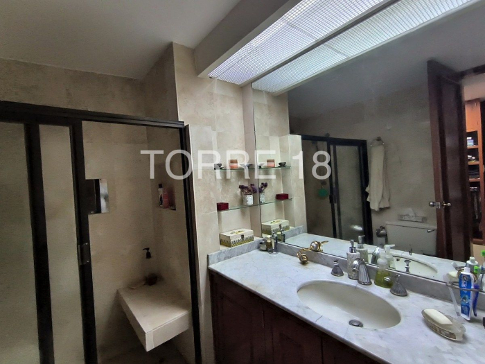 casa en venta, tecamachalco, en muy buenas condiciones generales