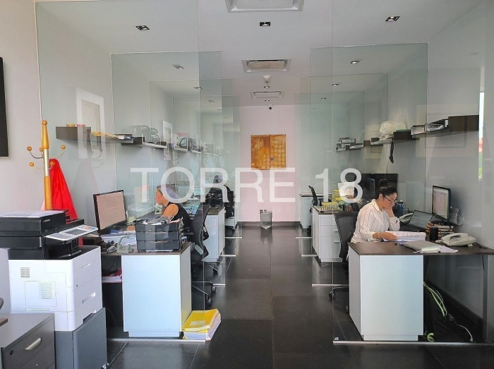 oficina totalmente acondicionada y equipada en venta frente a patio santa fe