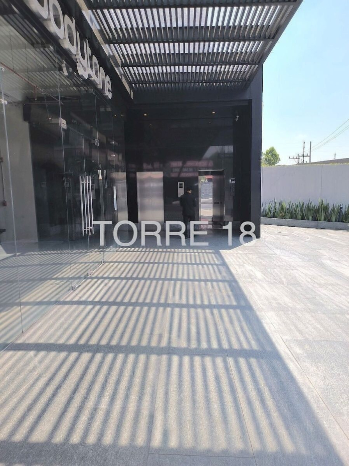 oficina totalmente acondicionada y equipada en venta frente a patio santa fe