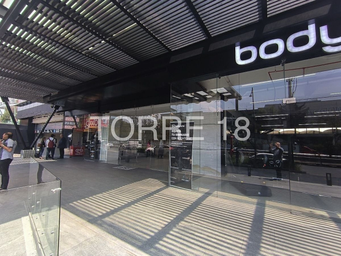 oficina totalmente acondicionada y equipada en venta frente a patio santa fe