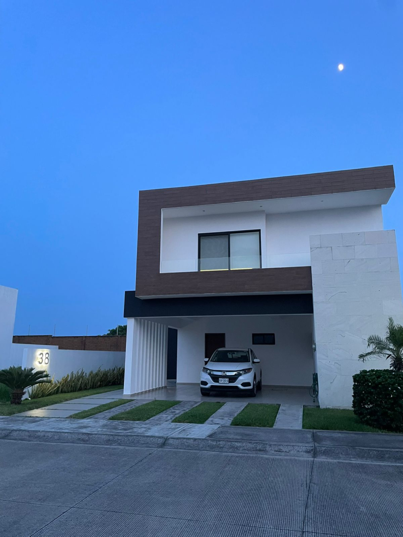 casa en venta en laguna de corniz 