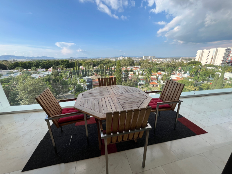 Departamento En Renta En Valle Real