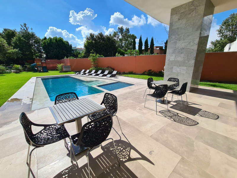 Departamento En Renta En Valle Real