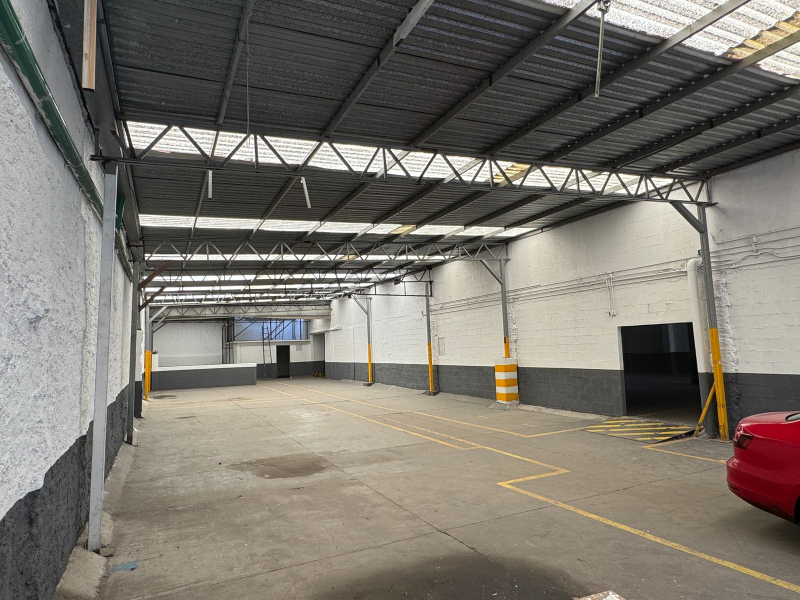 Bodega en Venta o Renta en Mariano Escobedo