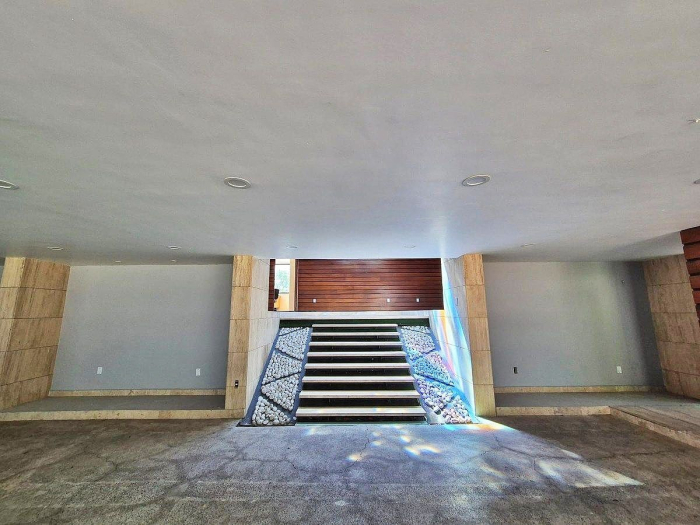 Casa Con Uso De Suelo Para Oficinas O Embajada En Renta En Virreyes