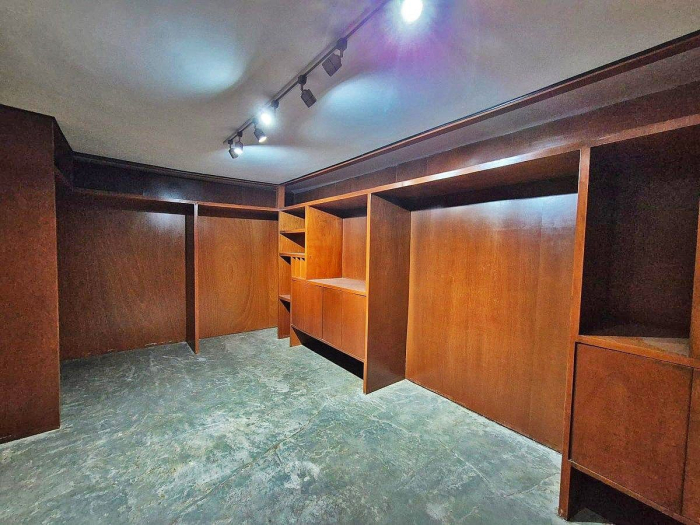 Casa Con Uso De Suelo Para Oficinas O Embajada En Renta En Virreyes