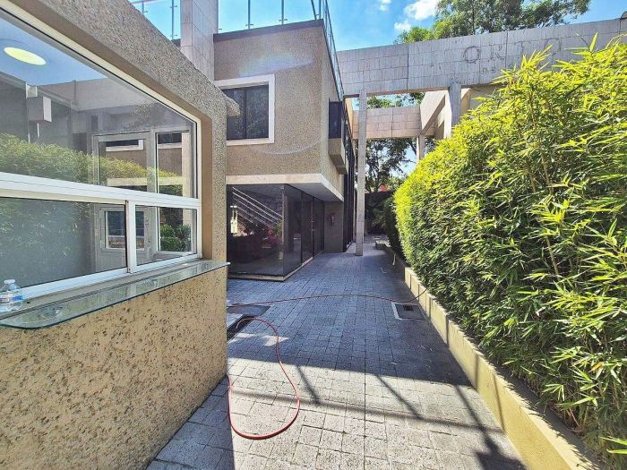 Casa Con Uso De Suelo Para Oficinas O Embajada En Renta En Virreyes