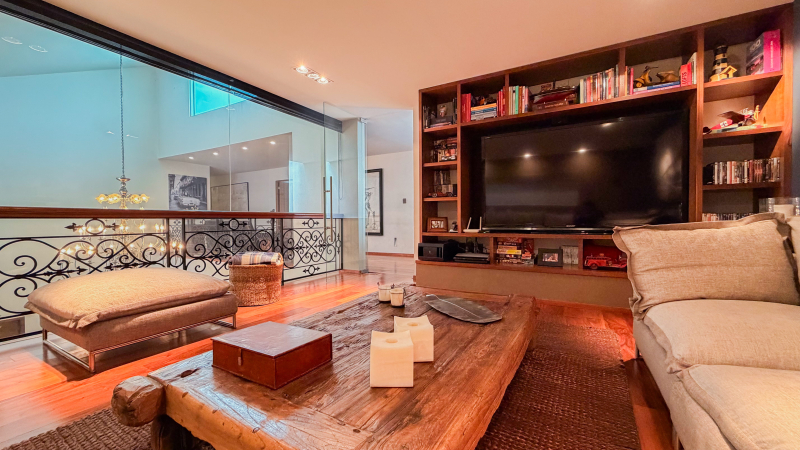 casa en venta en san ángel – residencia de lujo con terrazas y patio central