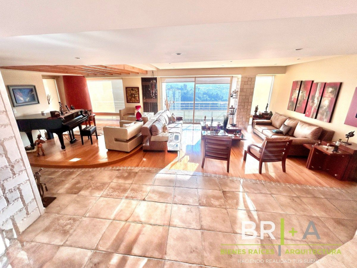 Venta De Departamento Penthouse En Lomas Country