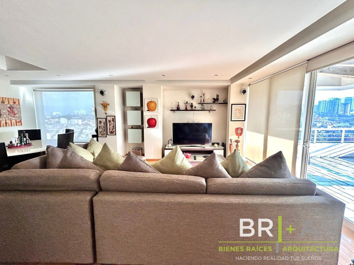 Venta De Departamento Penthouse En Lomas Country