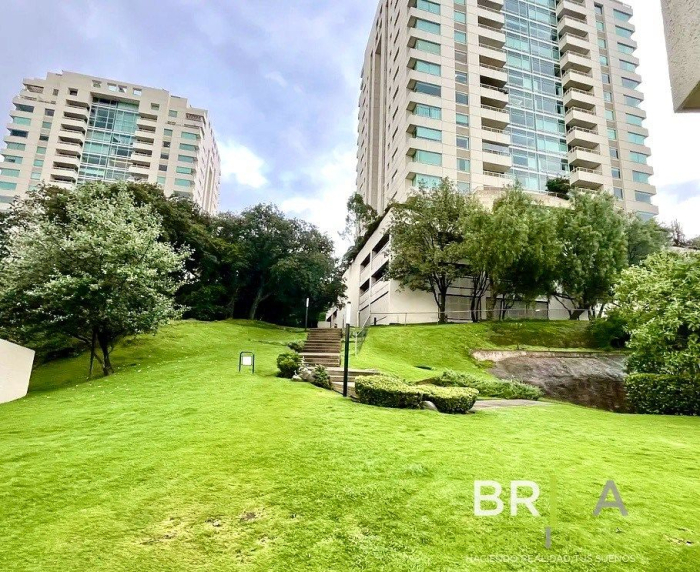 Venta De Departamento Penthouse En Lomas Country