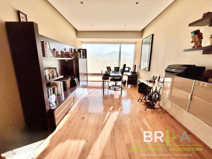 Venta De Departamento Penthouse En Lomas Country