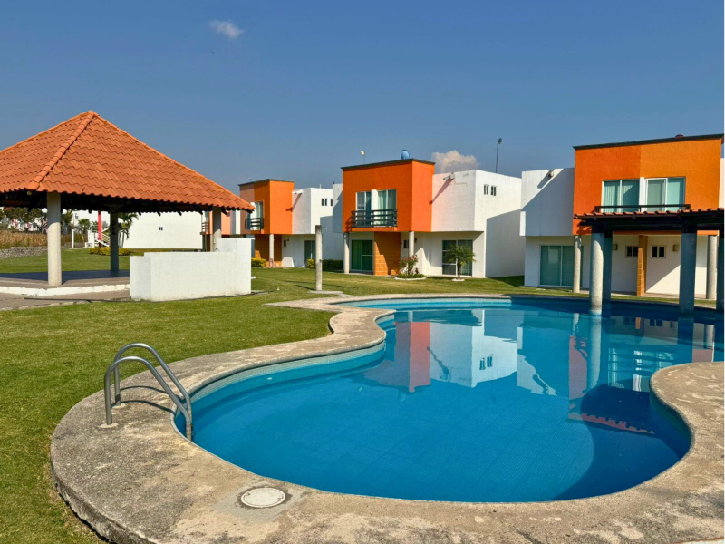 Casa En Condominio En Venta En San Juan Texcalpan 