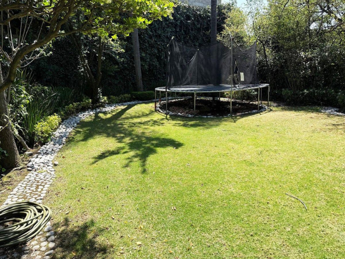 Casa en Condominio en Venta en Bosques de las Lomas