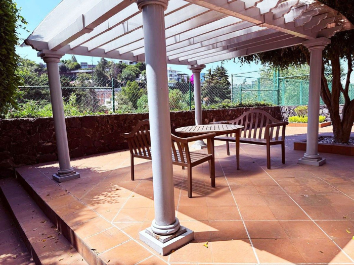 Casa en Condominio en Venta en Bosques de las Lomas