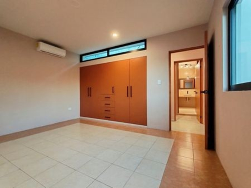 Casa En Venta En Garcia Gineres