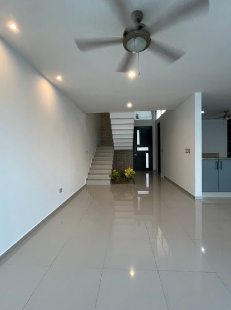 Casa En Venta En Altabrisa