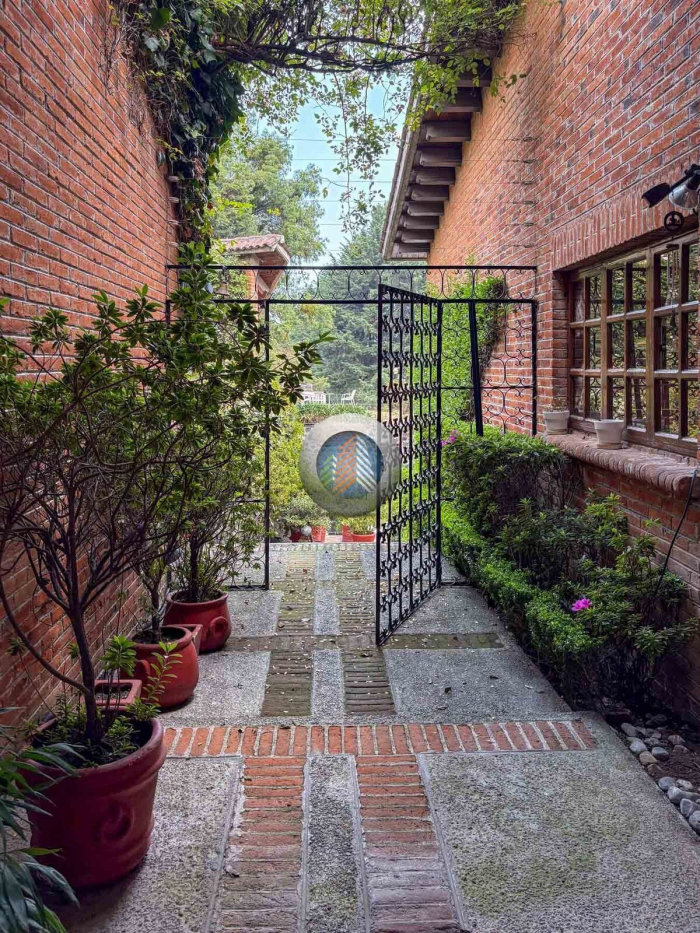 Venta Casa Monte de las Cruces, Acopilco, junto Hípico