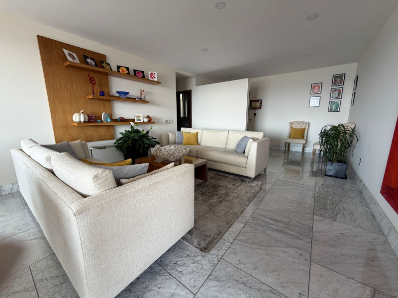 DEPARTAMENTO EN VENTA - CON ESPECTACULAR TERRAZA - P�?RGOLAS - BOSQUE REAL 