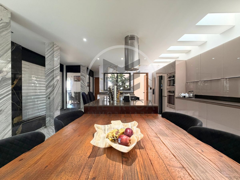 Casa en venta en cerrada dentro de Bosque Real: