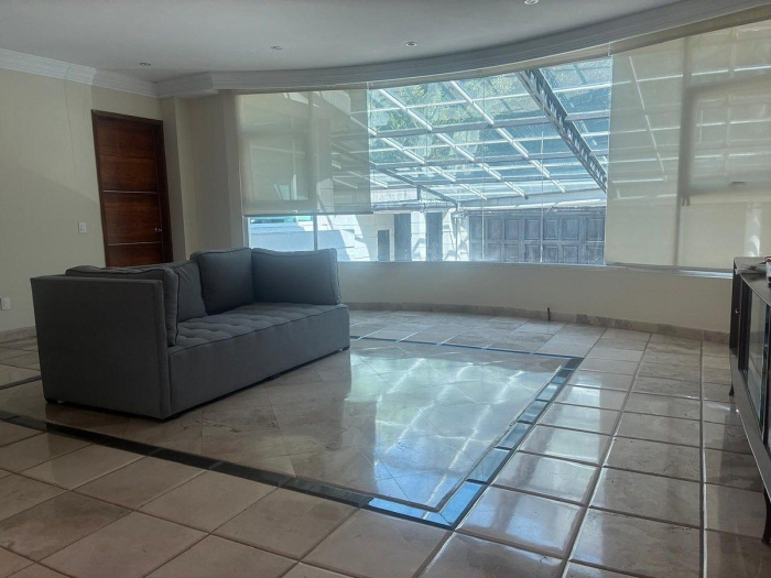 CASA EN VENTA EN BOSQUES DE LAS LOMAS