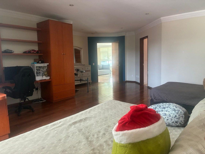 CASA EN VENTA EN BOSQUES DE LAS LOMAS