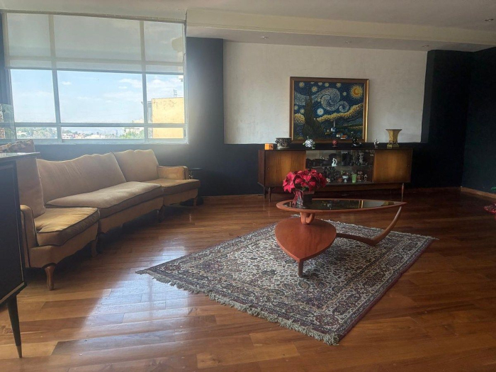 CASA EN VENTA EN BOSQUES DE LAS LOMAS