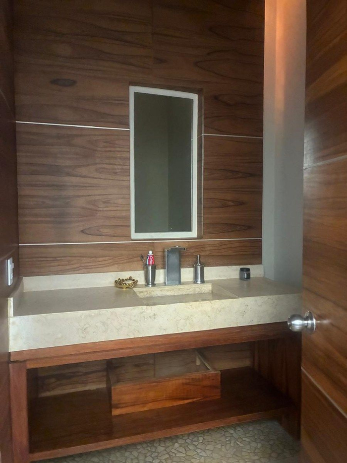 CASA EN VENTA EN BOSQUES DE LAS LOMAS