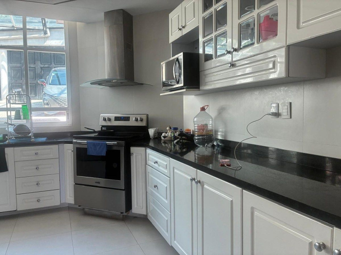 CASA EN VENTA EN BOSQUES DE LAS LOMAS