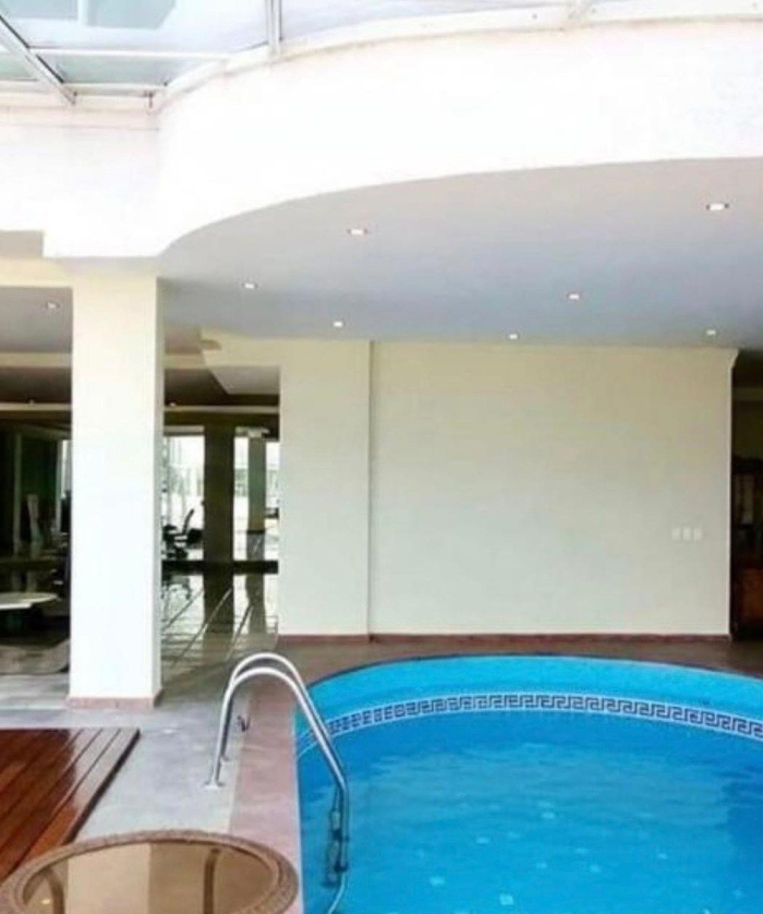 CASA EN VENTA EN BOSQUES DE LAS LOMAS