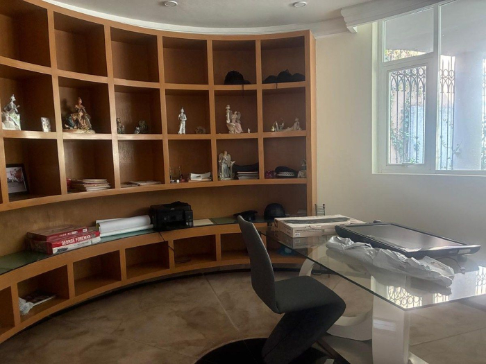 CASA EN VENTA EN BOSQUES DE LAS LOMAS