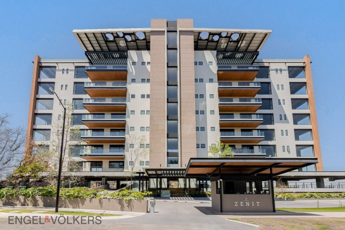 Departamento En Venta En Lomas Country Club: Garden House 1er Nivel