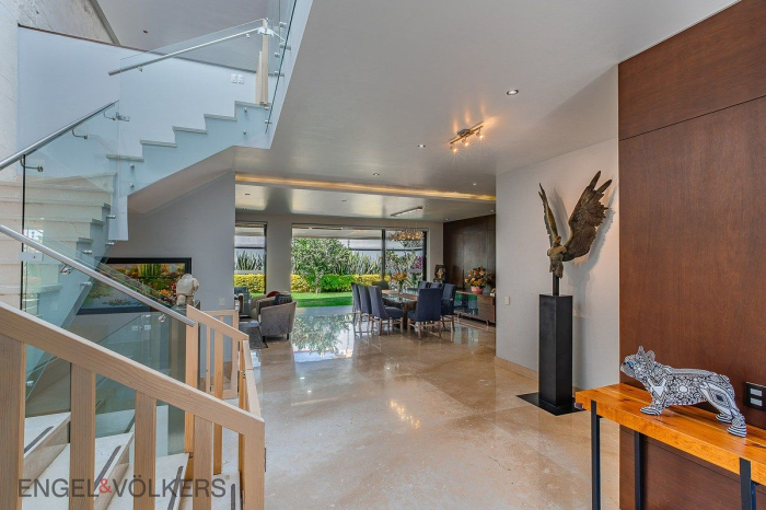 Exclusiva Casa En Venta En Lomas De Tecamachalco.