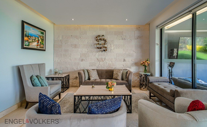 Exclusiva Casa En Venta En Lomas De Tecamachalco.