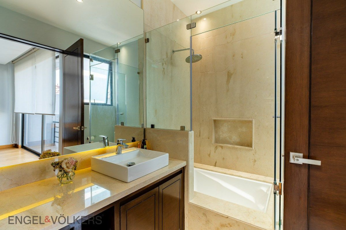 Exclusiva Casa En Venta En Lomas De Tecamachalco.