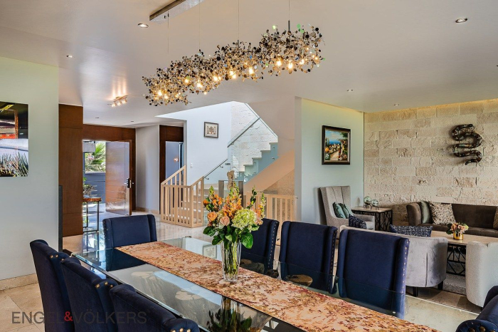 Exclusiva Casa En Venta En Lomas De Tecamachalco.