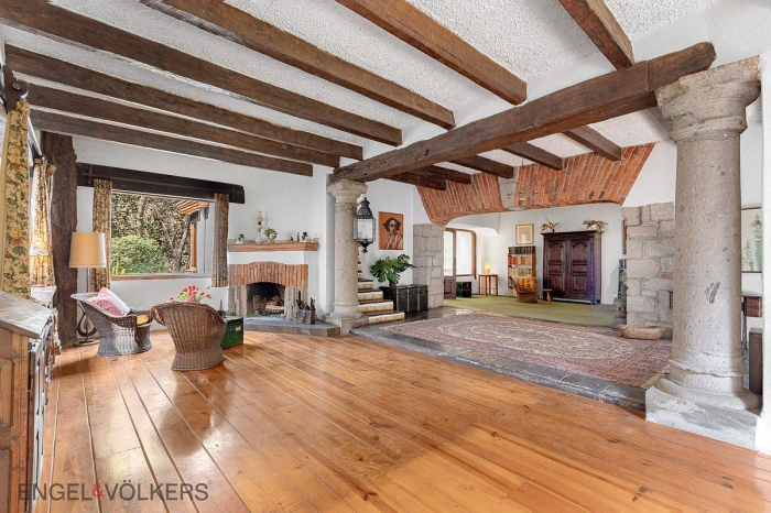 Casa En Venta. Elegancia Histórica En El Corazón De San Ángel Inn