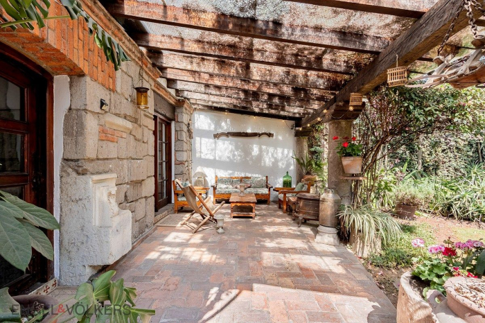 Casa En Venta. Elegancia Histórica En El Corazón De San Ángel Inn