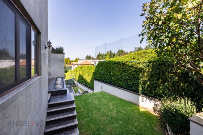 Casa De Lujo En Venta En Los Encinos | Jardín, GYM Y Seguridad 24 H
