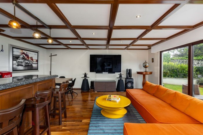 Casa De Lujo En Venta En Los Encinos | Jardín, GYM Y Seguridad 24 H