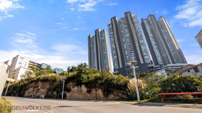 Terreno En Venta En Bosque Real, Ubicación Privilegiada,  Con 4623m2