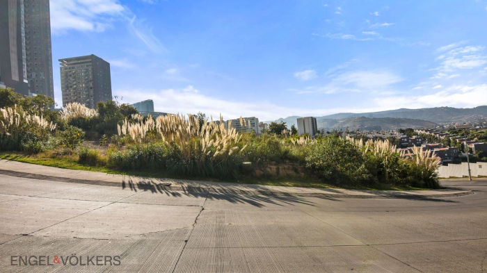 Terreno En Venta En Bosque Real, Ubicación Privilegiada,  Con 4623m2