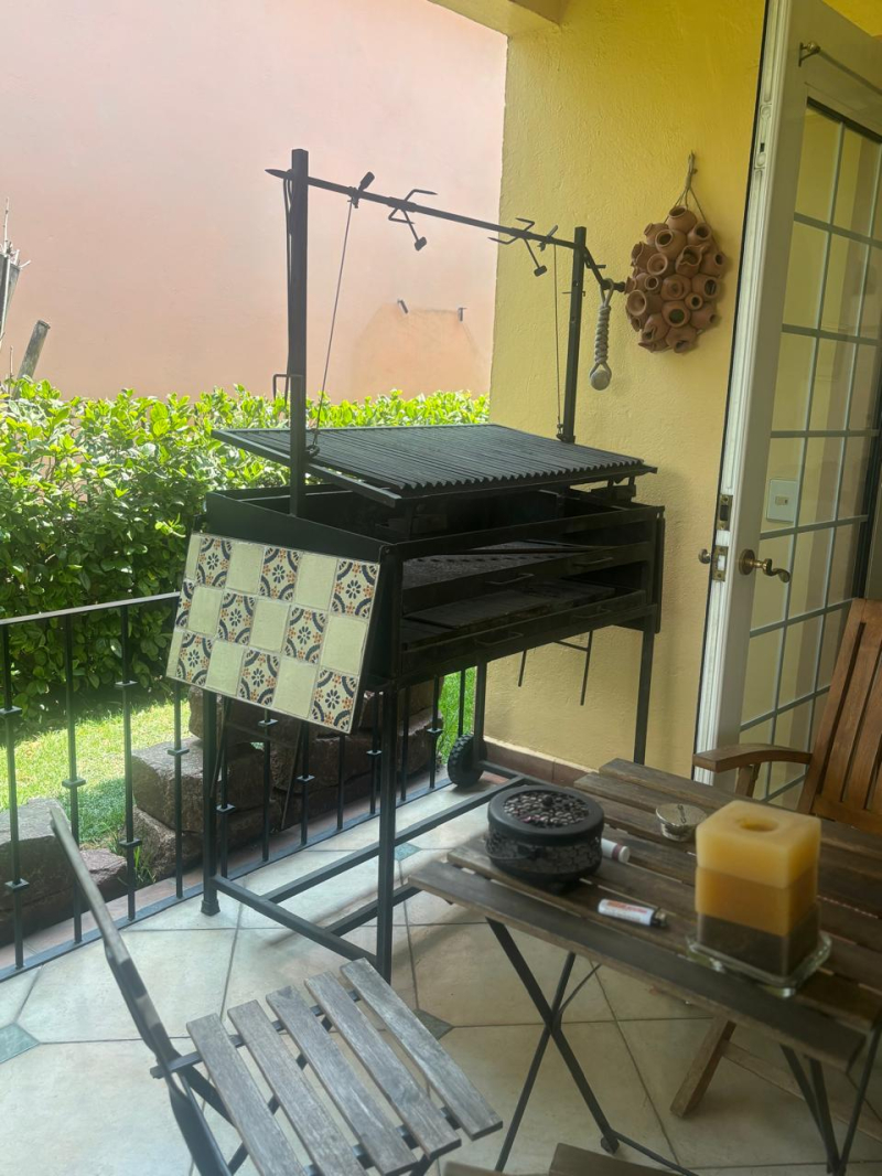 casa en renta los robles 