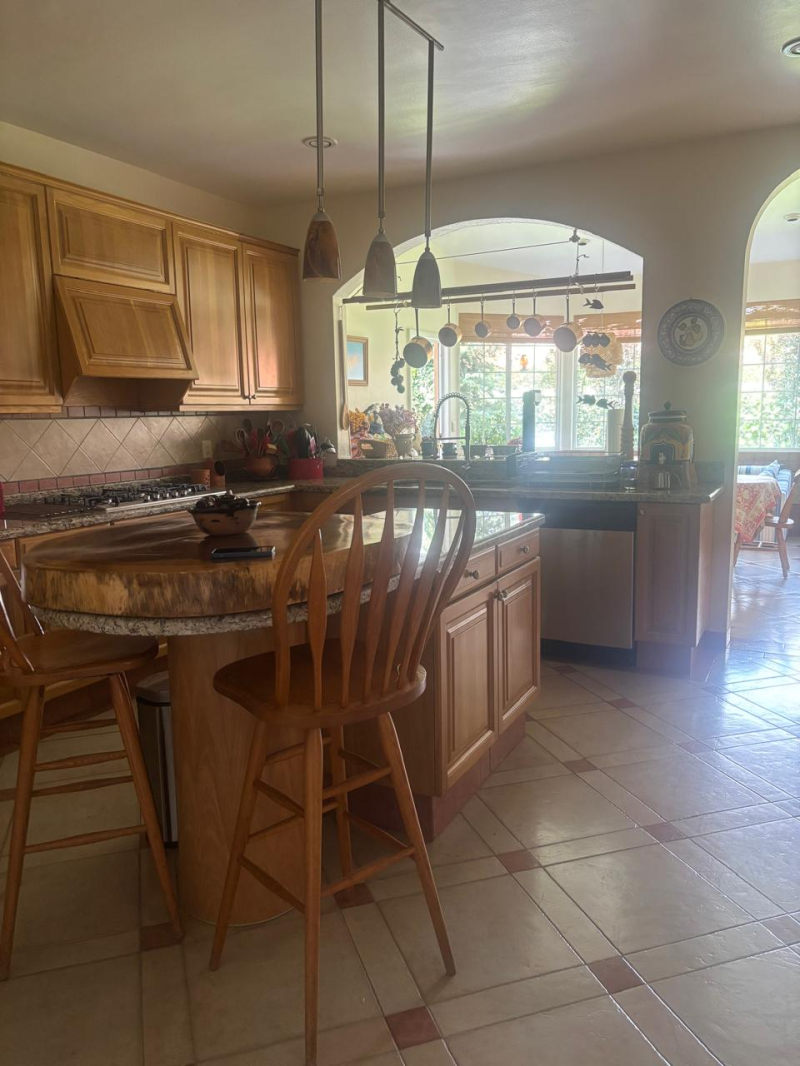 casa en renta los robles 