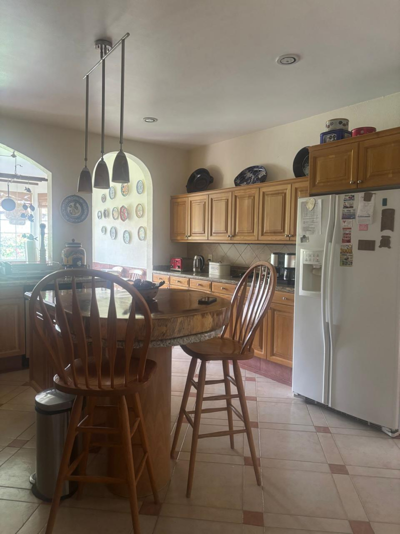 casa en renta los robles 